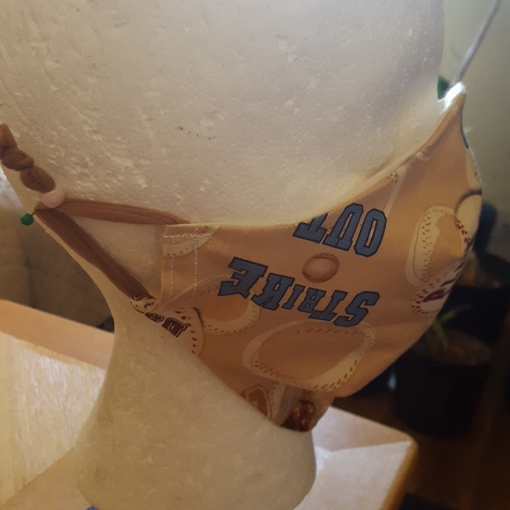 Play Ball Face Mask. - Picture 5 of 6